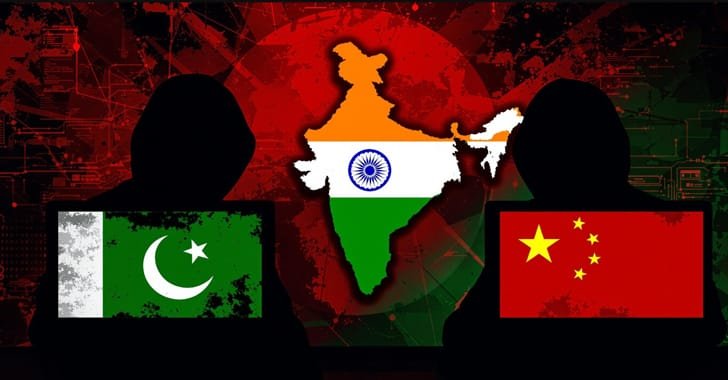 Transparent Tribe: 10 Fatos sobre Malware 4 Sala de controle repleta de tecnologia e telas brilhantes, representando guerra cibernética